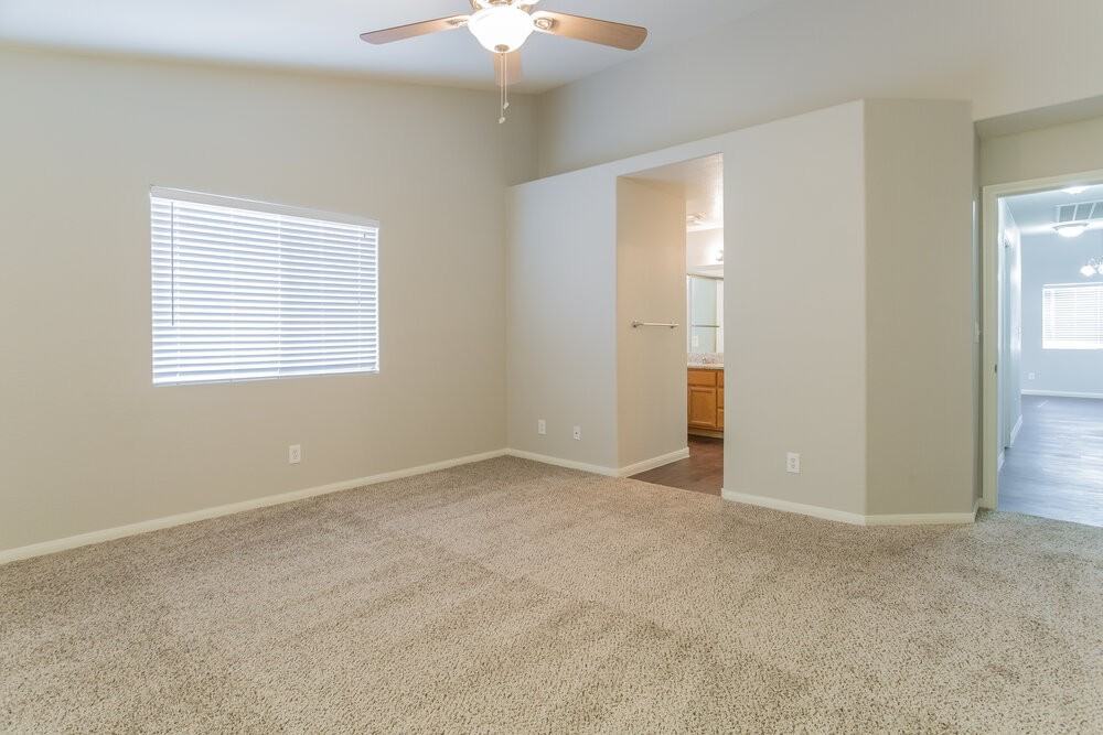 3110 De Vinci Ct - Photo 7 of 16