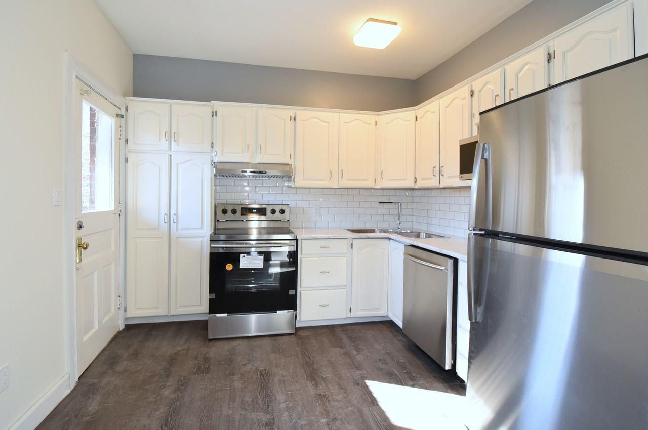 100 Delaware Ave #1 - Photo 3 of 30