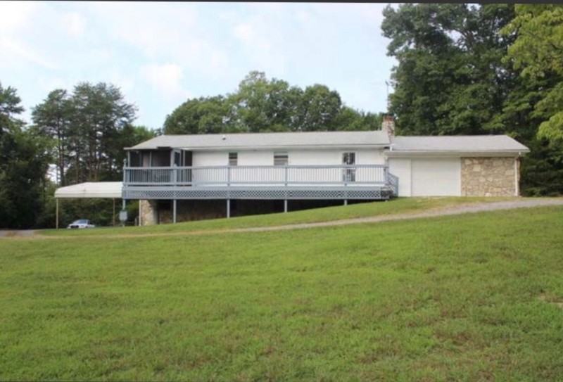 1951 Clinton Hwy - Photo 2 of 26