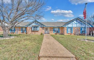 featured image of 400 Patricia Dr