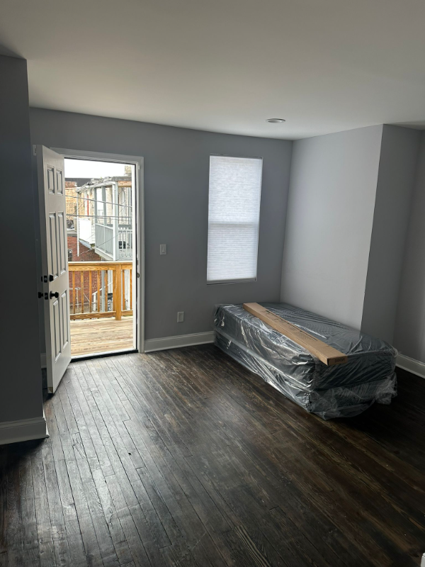 2301 Iverson St - Photo 4 of 6