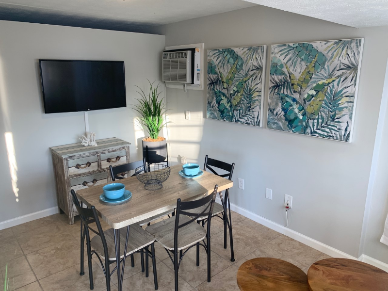 13825 S Indian River Dr #13807 - Photo 4 of 10