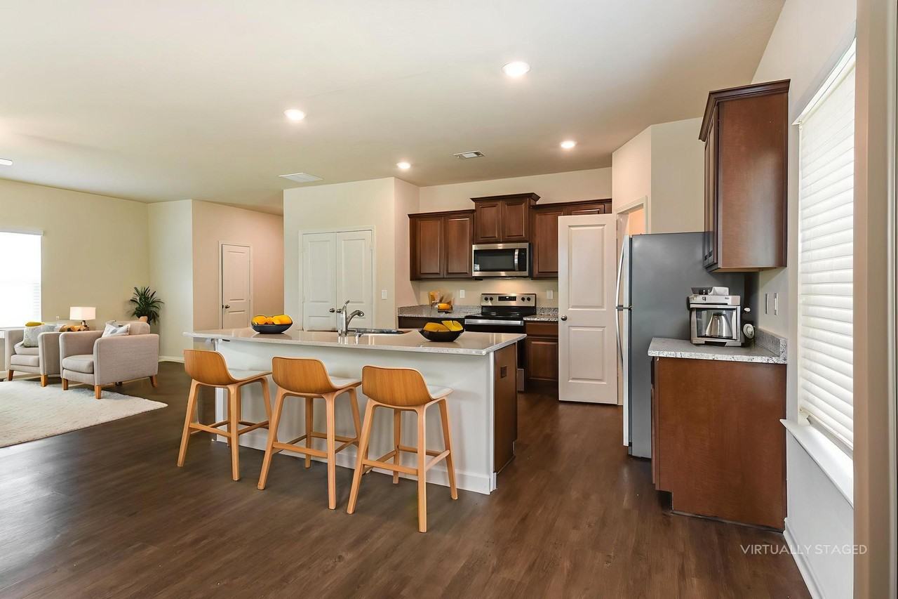 138 Innis Brook Cir - Photo 7 of 28