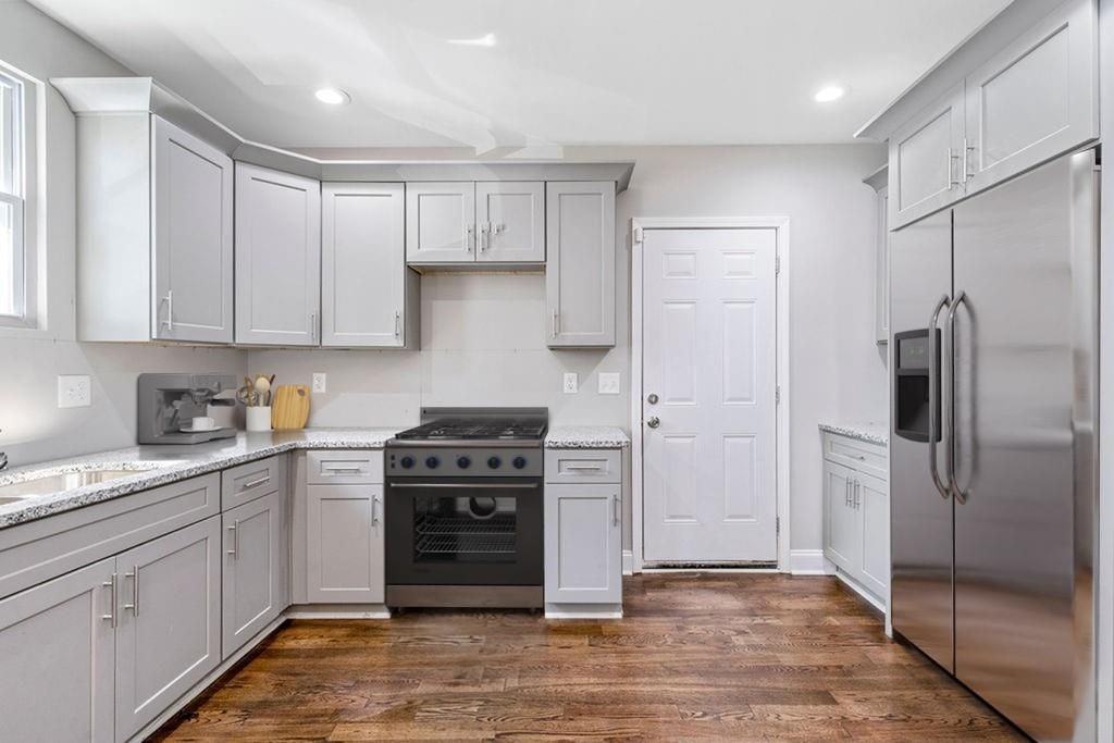 141 Mcdonough Blvd Se - Photo 4 of 13