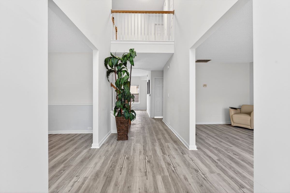 5040 Estonian Dr - Photo 2 of 22