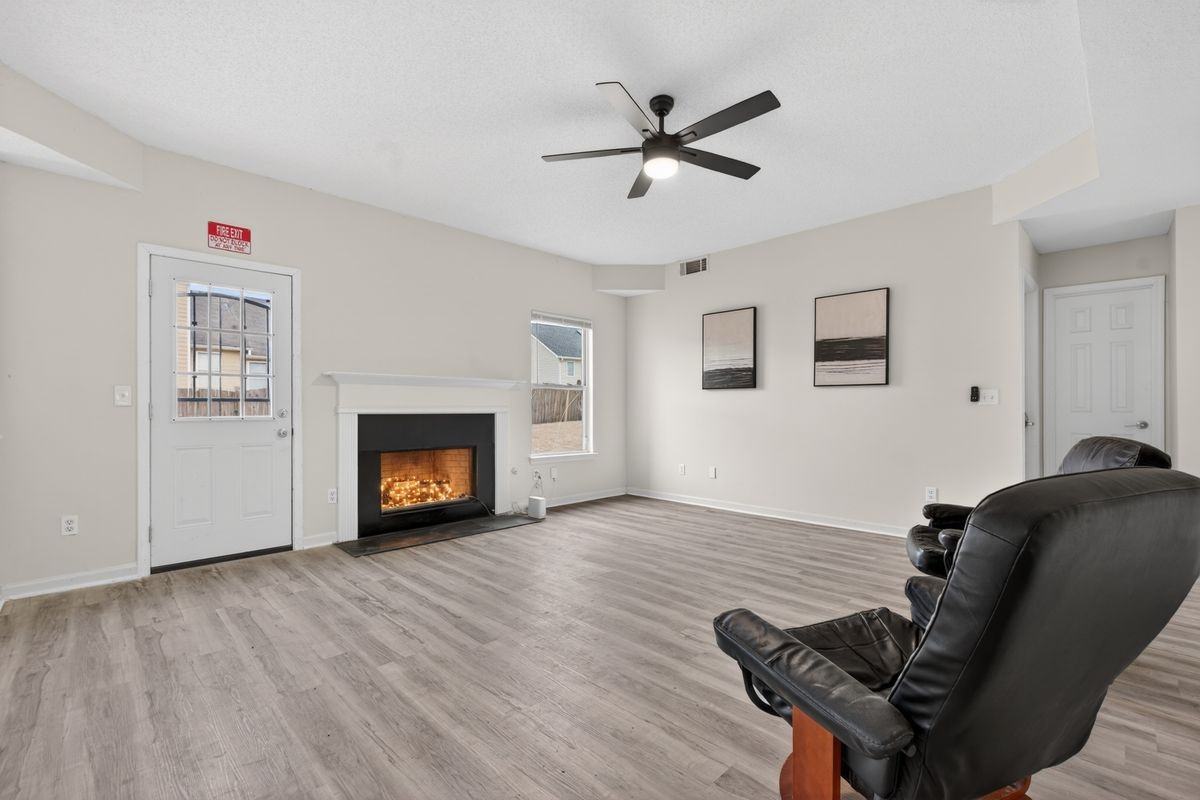 5040 Estonian Dr - Photo 6 of 22