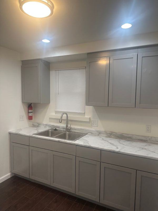 27184 Lucerne Dr - Photo 2 of 5