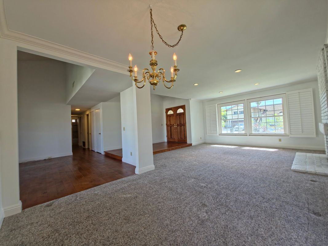 19781 Venecia Ln - Photo 7 of 32