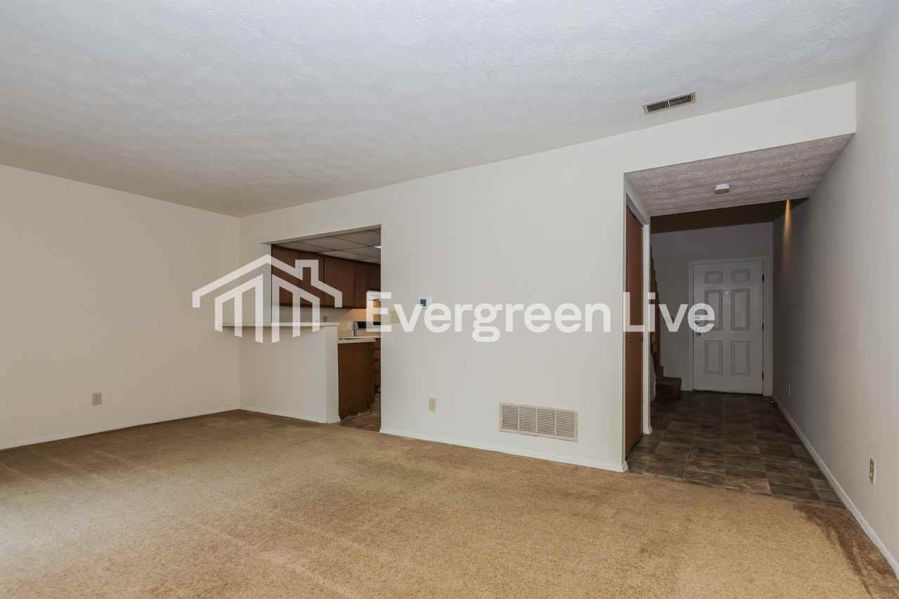 6374 Nightwind Ct - Photo 4 of 15