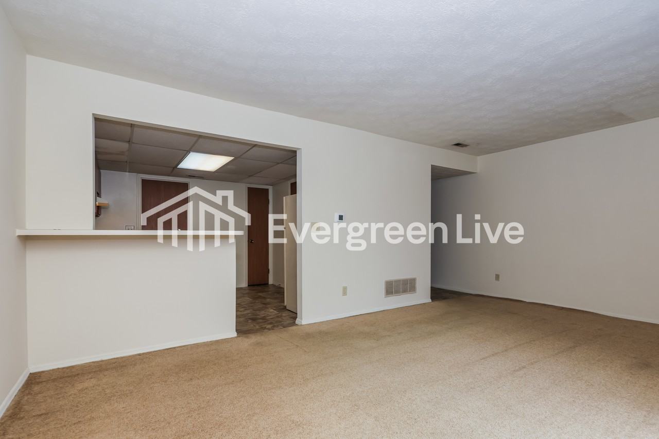 6374 Nightwind Ct - Photo 5 of 15