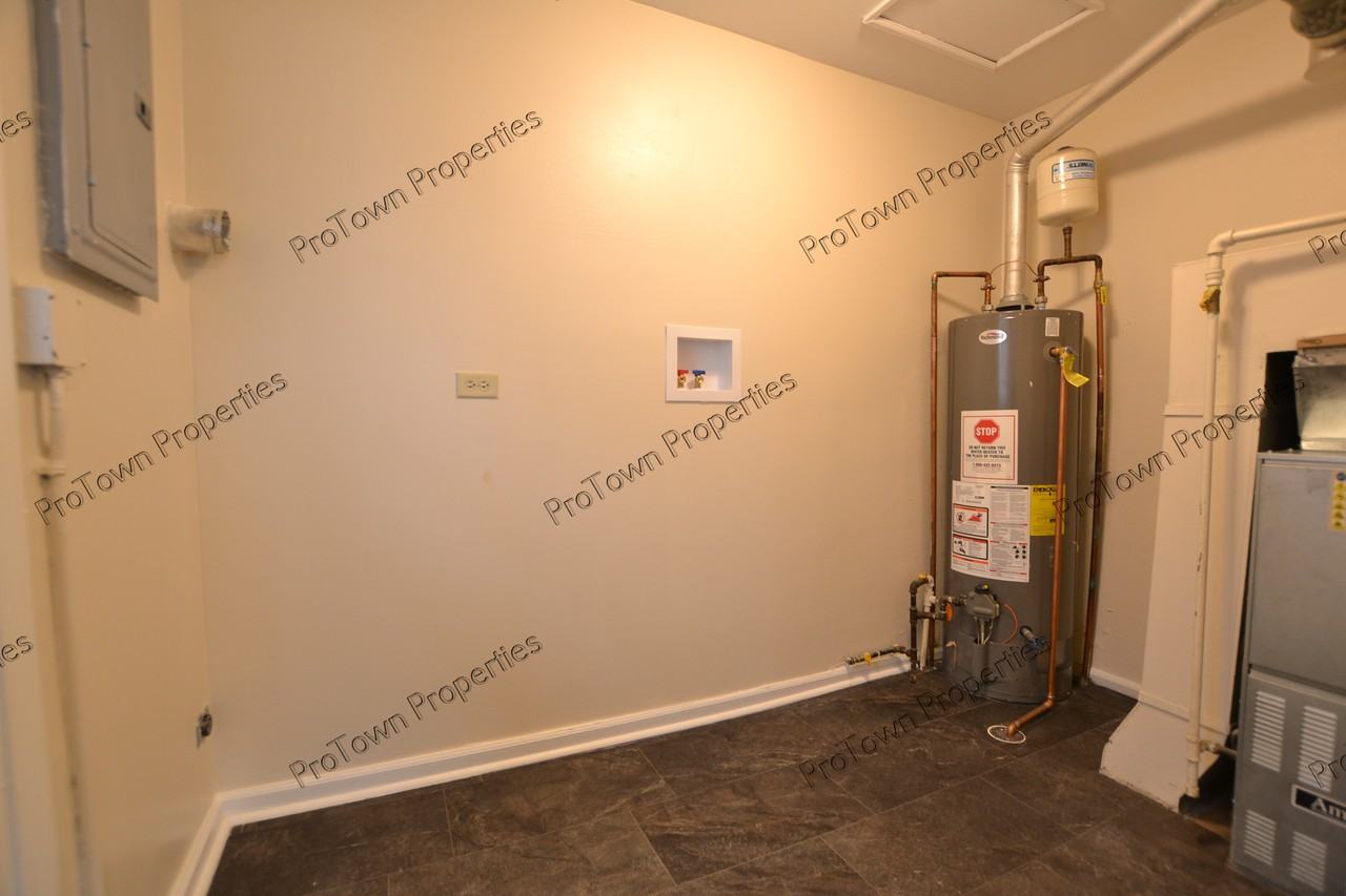 205 Algonquin Street - Photo 6 of 8