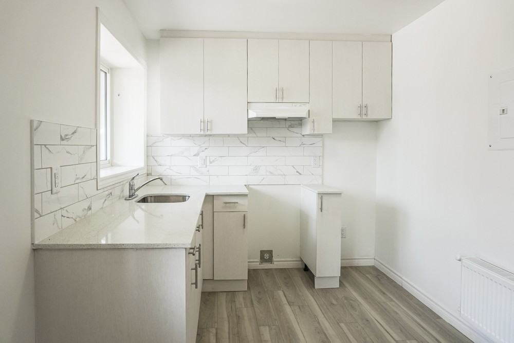 630 Cummings Ave - Photo 3 of 50