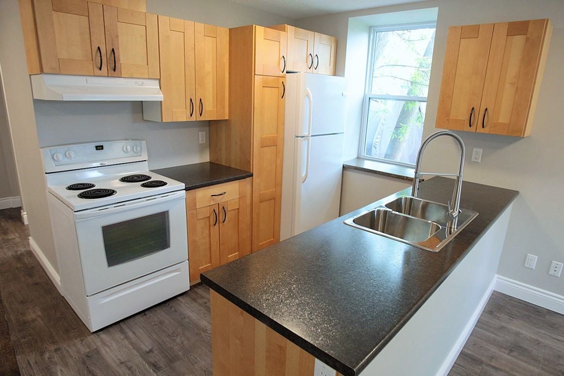 107 Hearn Ave - Unit C - Photo 2 of 13