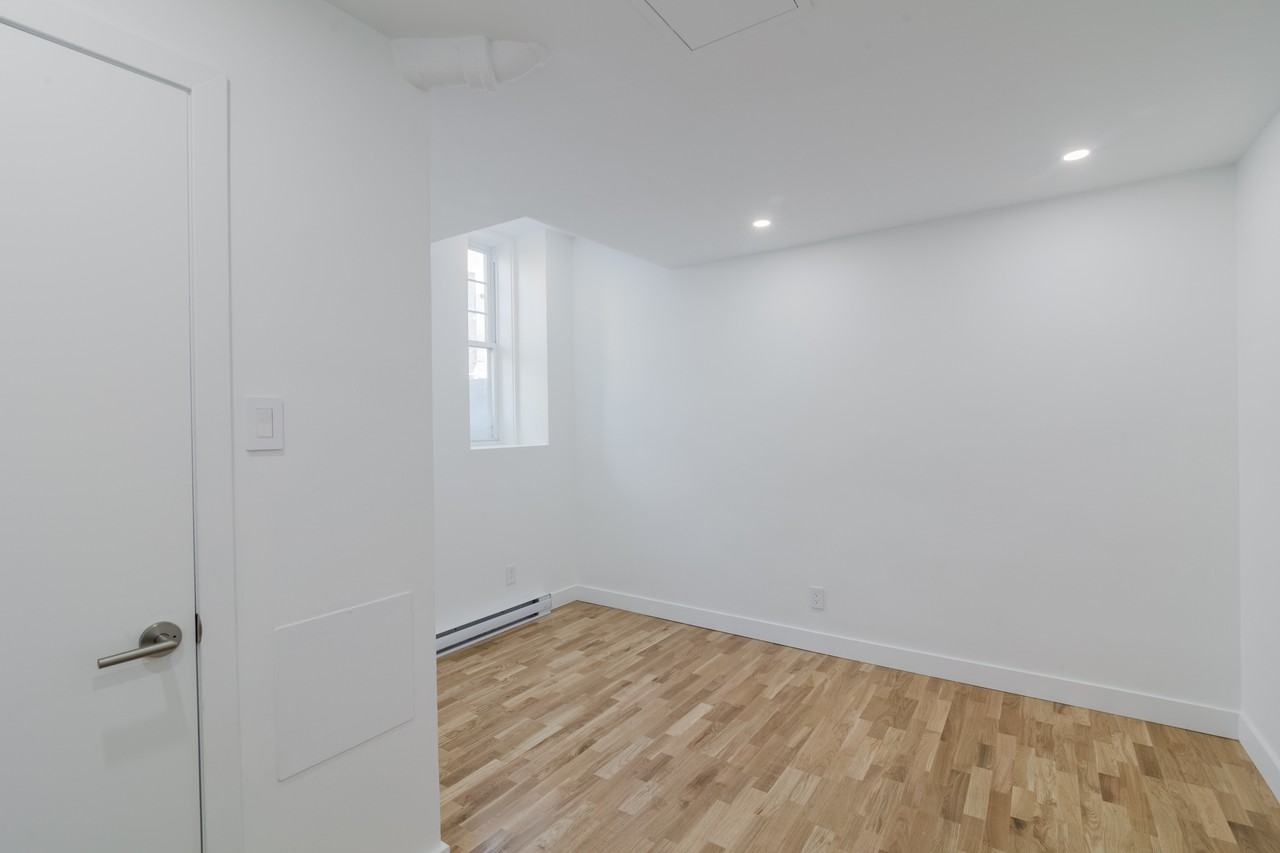 2100 du Fort Street - Photo 6 of 50