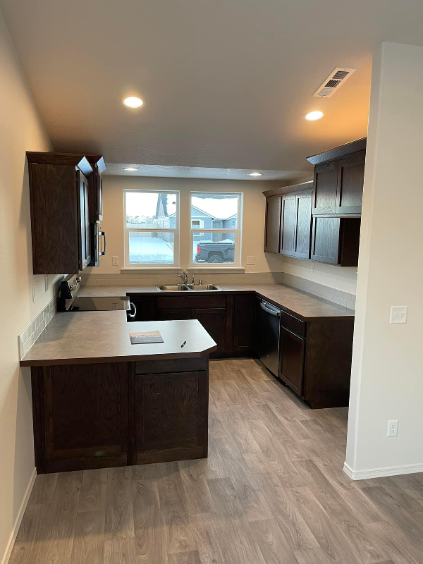 1328 W Javelin St - Photo 2 of 8