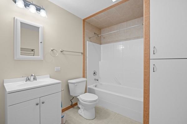 2434 Brookcliff Dr - Photo 7 of 20