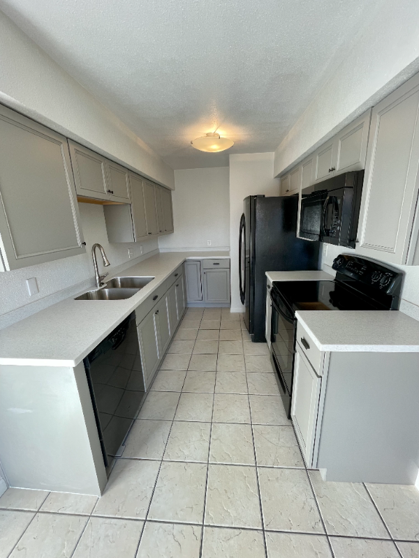 7395 E Eastman Ave #L101