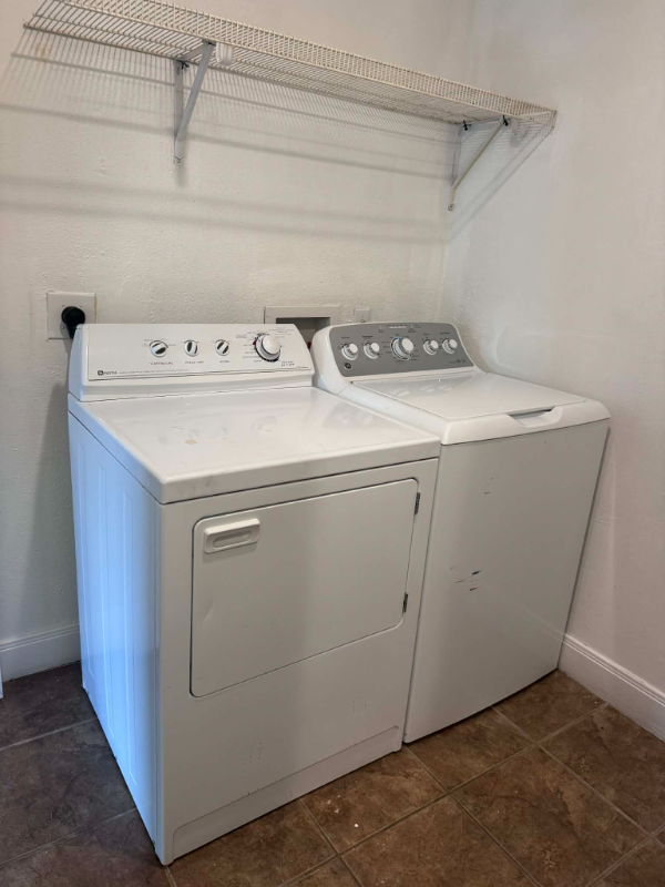 3449 Mathis Cir #2 - Photo 4 of 5