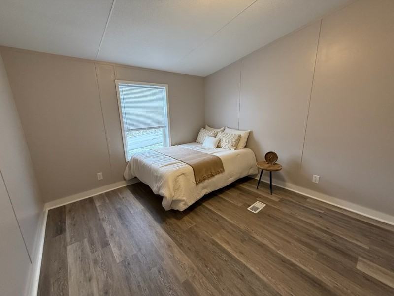 769 Knox St - Photo 4 of 10