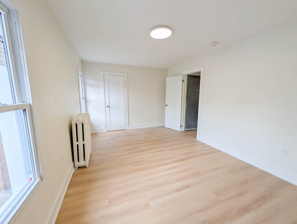 59 Carrick Ave - Photo 3 of 14