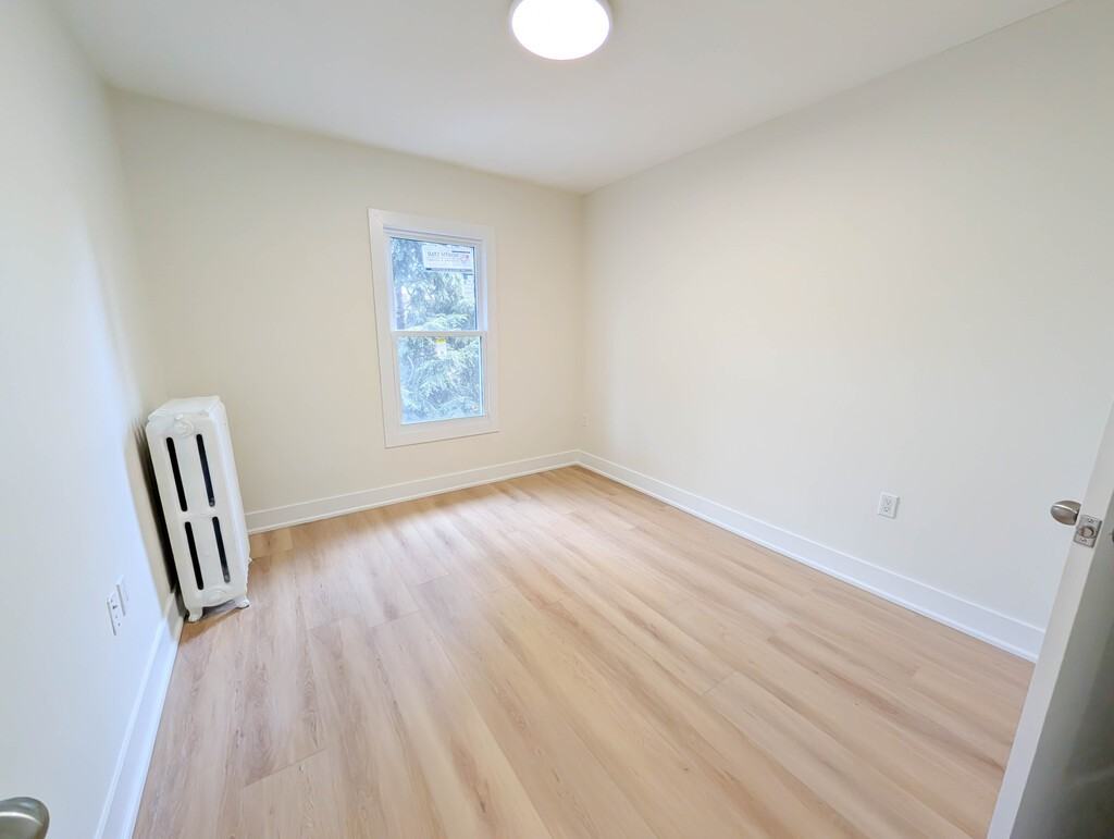 59 Carrick Ave - Photo 7 of 14