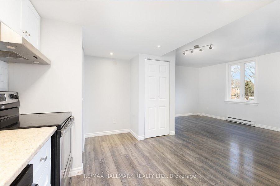 1250 King Street West #30 - Photo 3 of 19