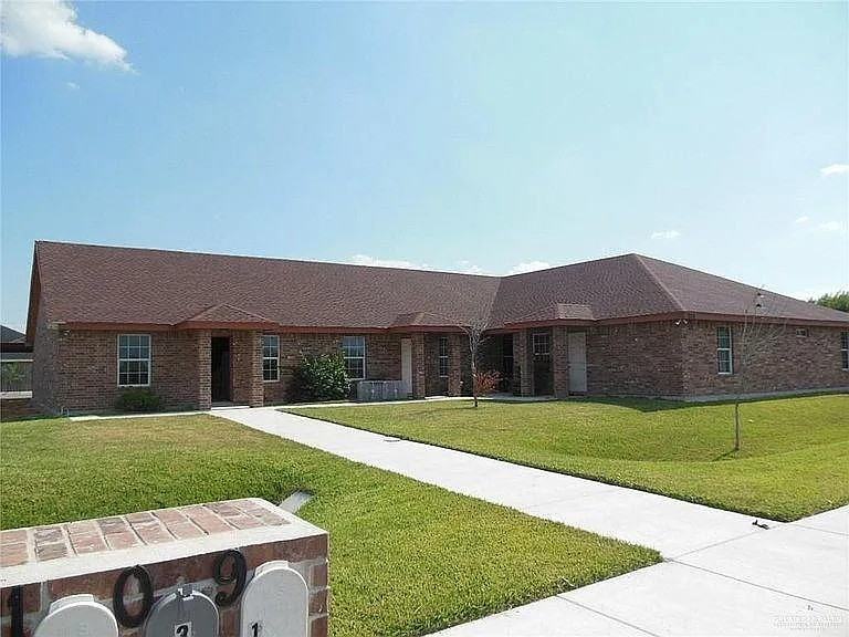 1109 W Eisenhower St #2 - Photo 6 of 8