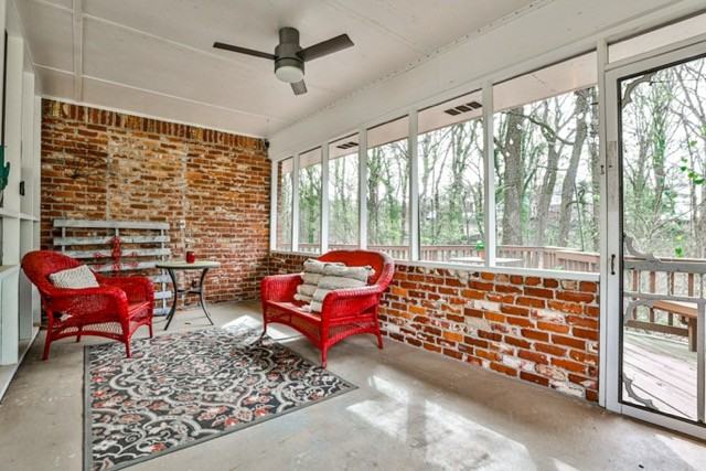 1277 Chaucer Ln Ne #NA - Photo 4 of 34