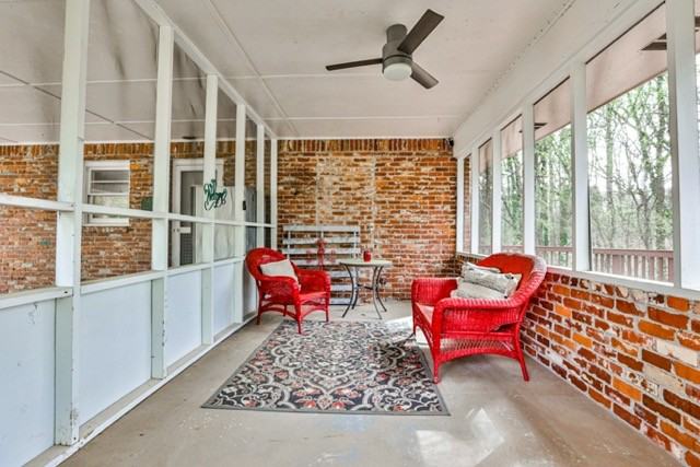 1277 Chaucer Ln Ne #NA - Photo 5 of 34