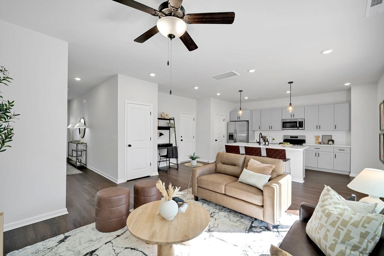 4033 Jenison Valley Ct #NA - Photo 4 of 41