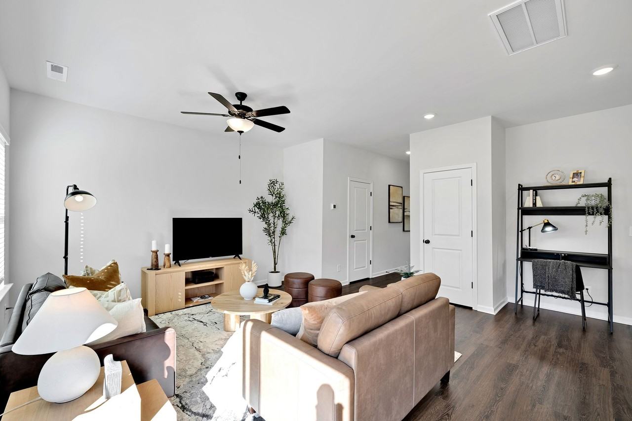 4033 Jenison Valley Ct #NA - Photo 3 of 41