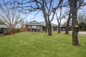 featured image of 3221 Oak Ln #NA