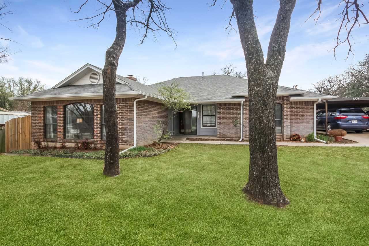 3221 Oak Ln #NA - Photo 2 of 16