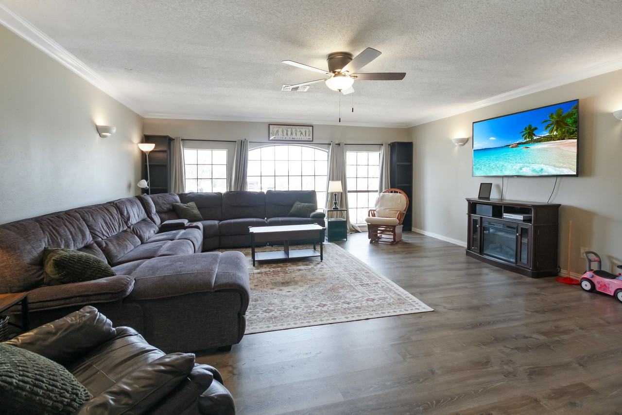 3221 Oak Ln #NA - Photo 3 of 16