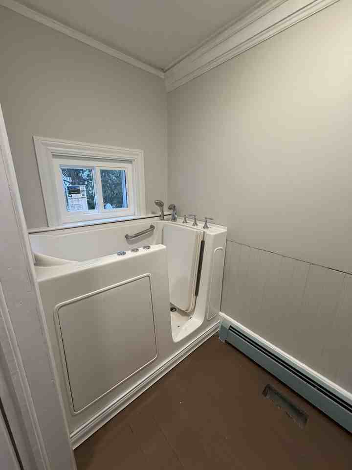 2320 Rock Spring Rd #NA - Photo 4 of 18