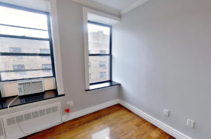 145 Ridge St #8 - Photo 3 of 7