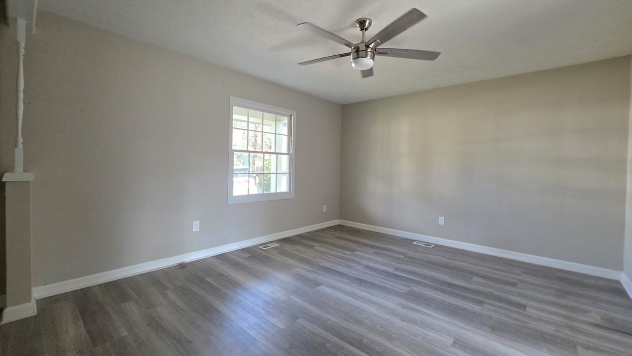 719 7th Ave S #NA - Photo 7 of 7