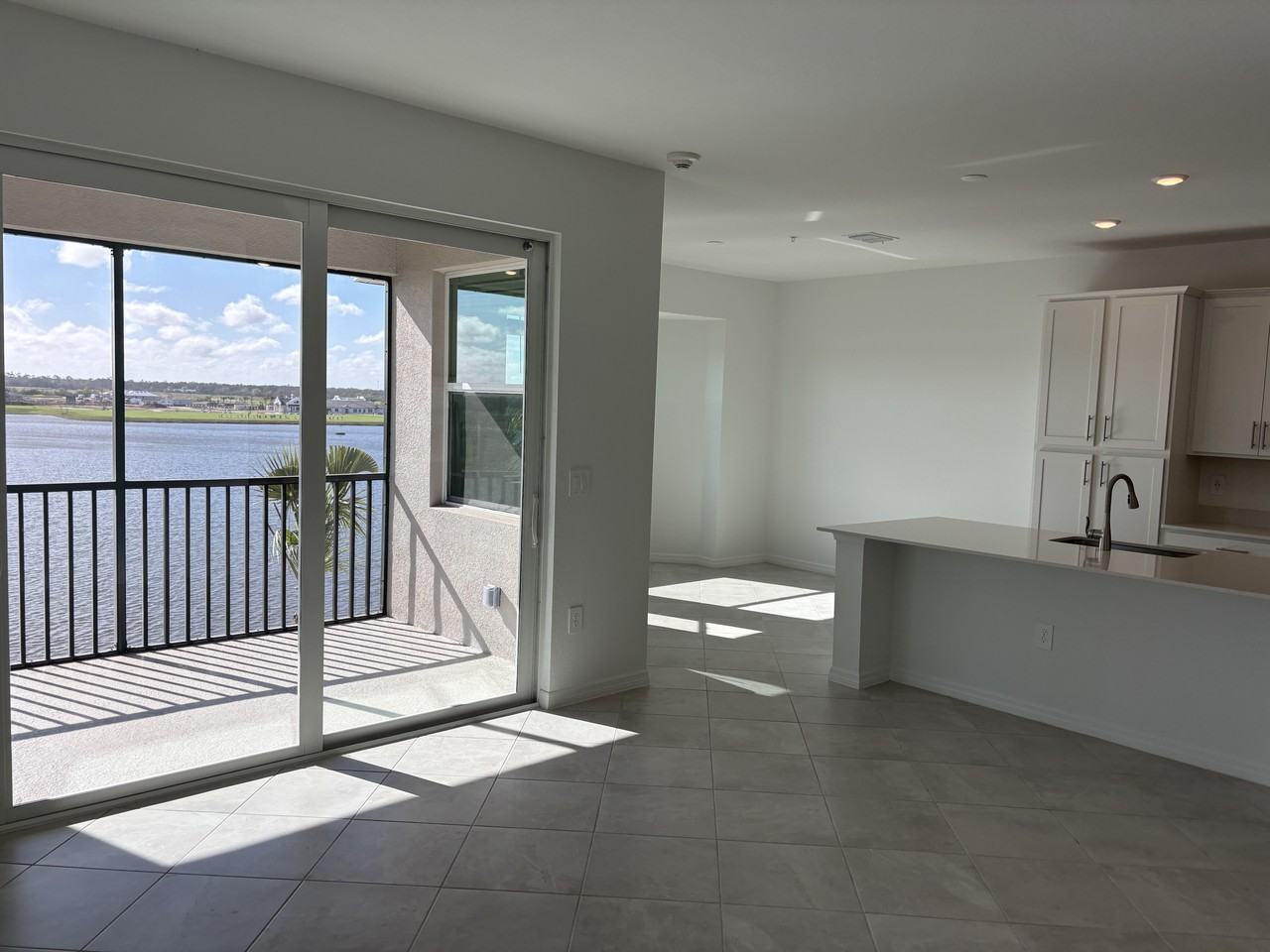 Scallop Loop #401 - Photo 2 of 5