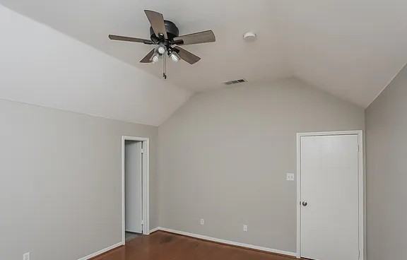 2209 Curtis Dr N #NA - Photo 2 of 11