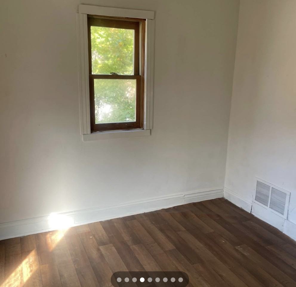 114 E Belmont St #NA - Photo 3 of 9