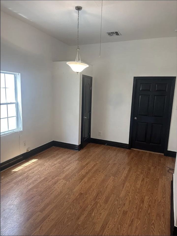 2916 1st St #NA - Photo 3 of 7