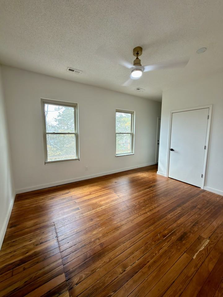 401 E Scott Ave #3 - Photo 5 of 7