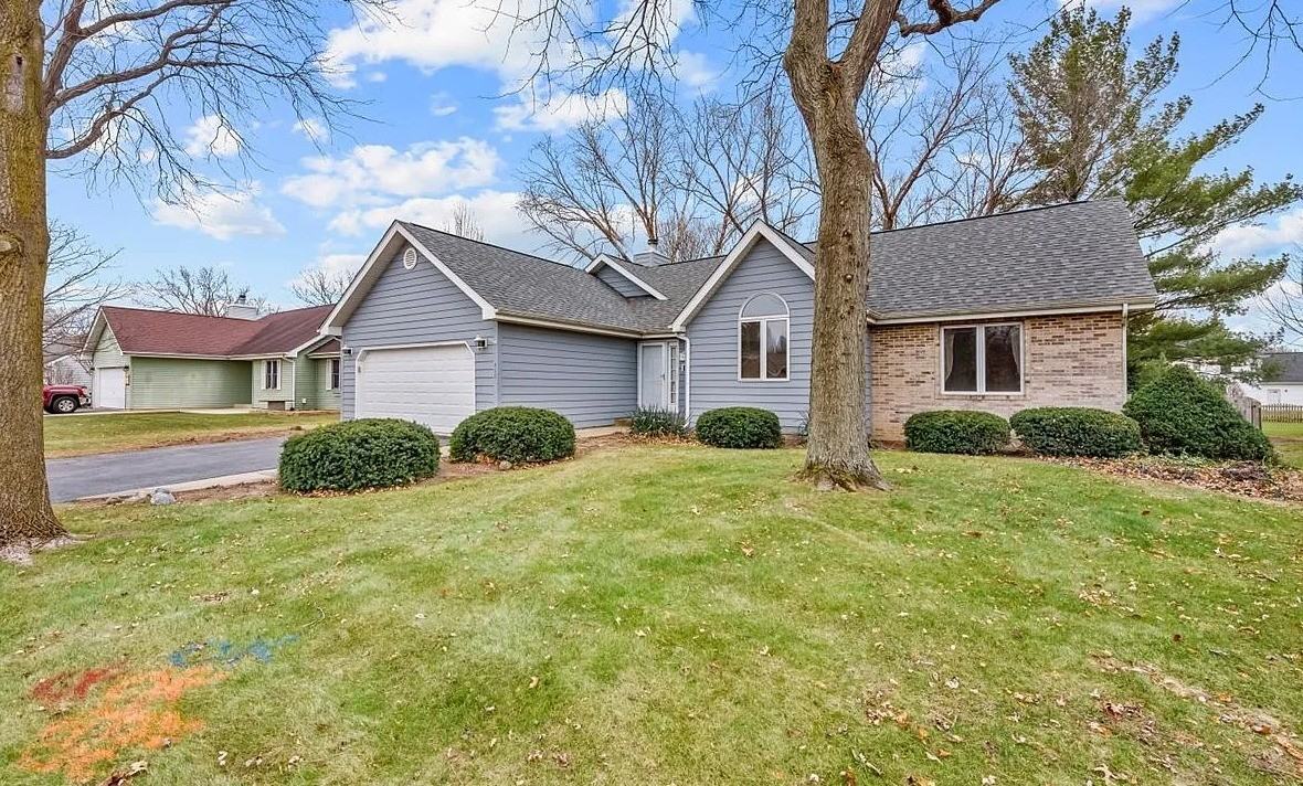 410 E Somonauk St #NA - Photo 2 of 13