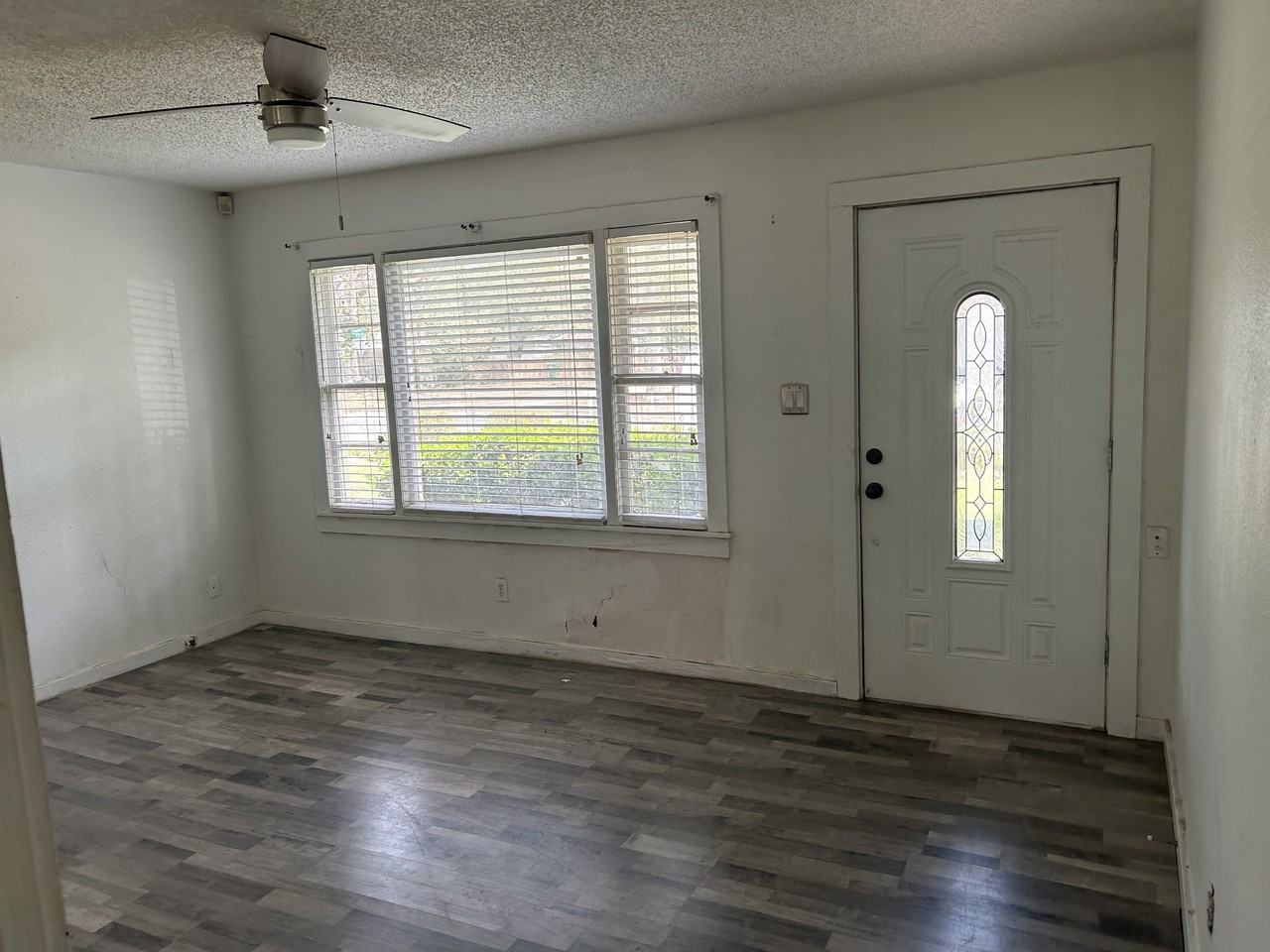 2233 5th Ave #NA - Photo 6 of 9