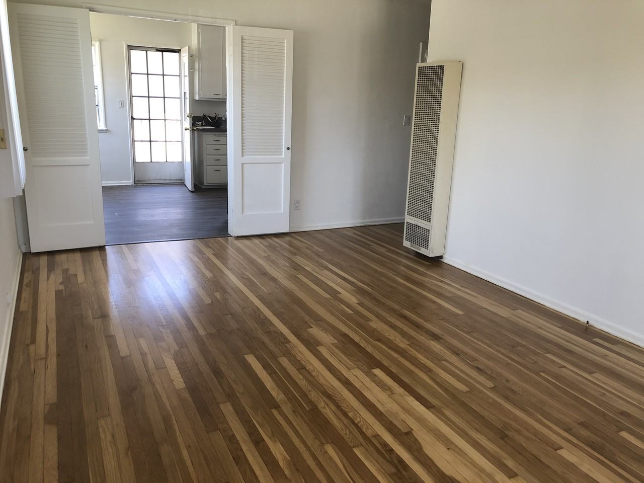 Sawtelle Blvd #1 - Photo 4 of 6