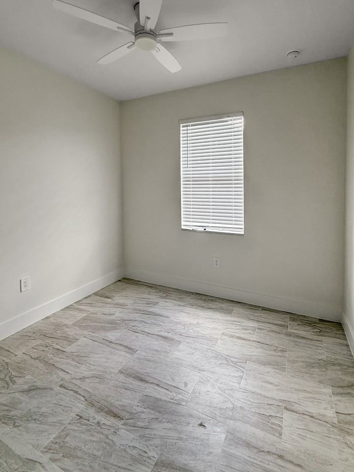 3816 Ballard Rd #1 - Photo 6 of 24