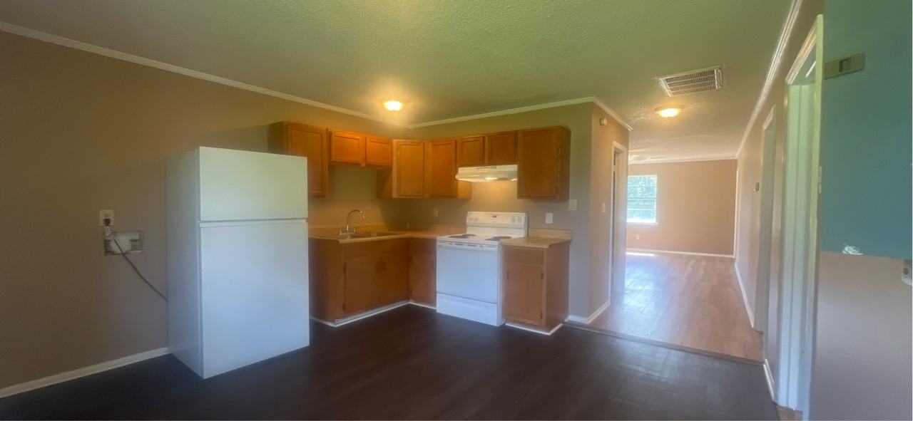 318 Carriage LaneUNIT C #C - Photo 4 of 8