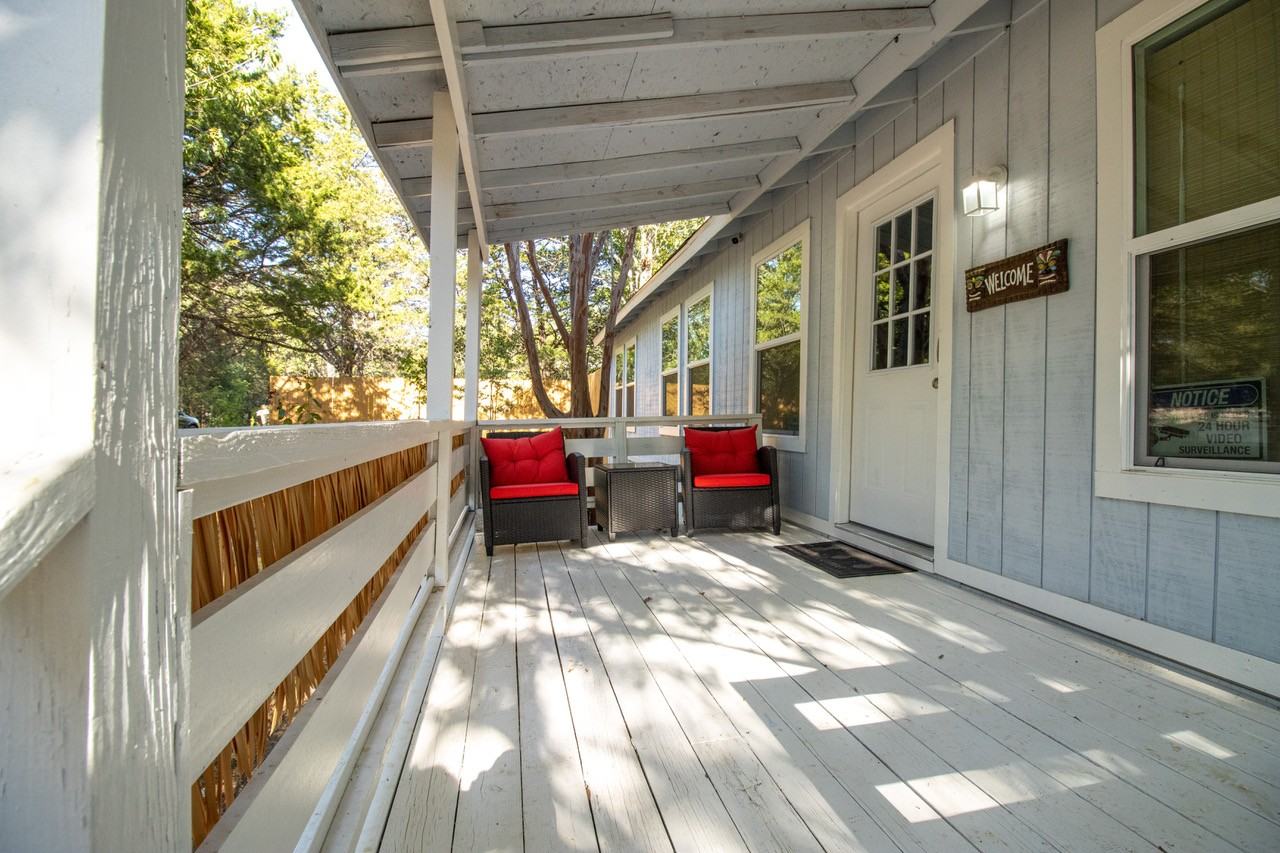 548 Stone Circle Dr #NA - Photo 4 of 7