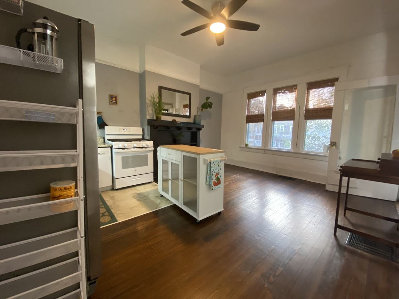 841 Vedado Way Ne #1 - Photo 3 of 12