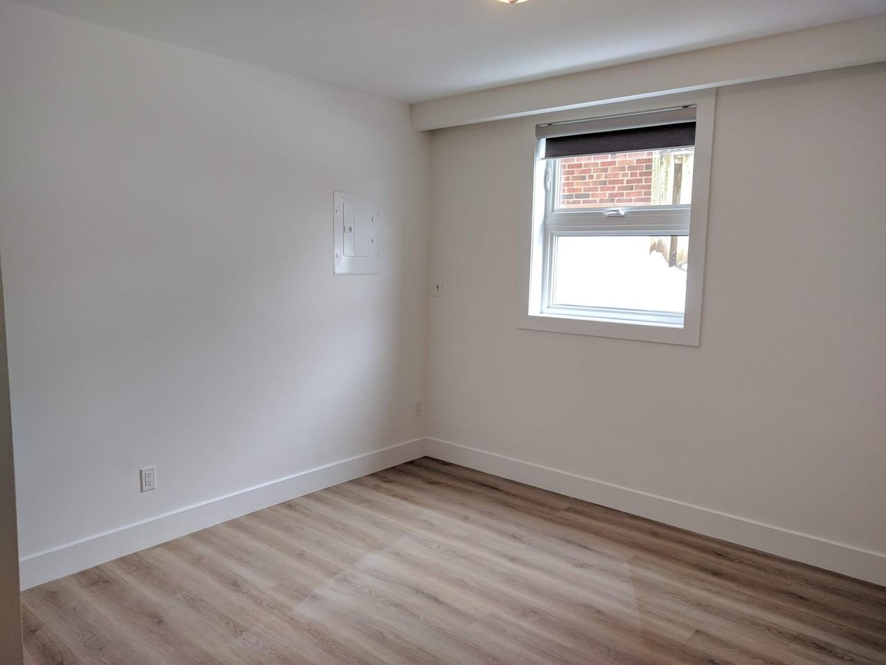 9 Juliet Crescent #1 - Photo 5 of 10